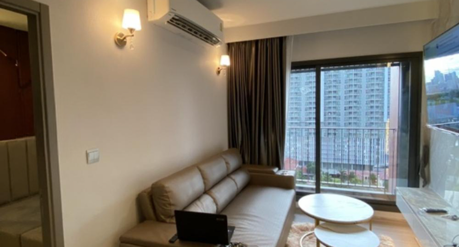 For sale 1 bed condo in Huai Khwang, Bangkok