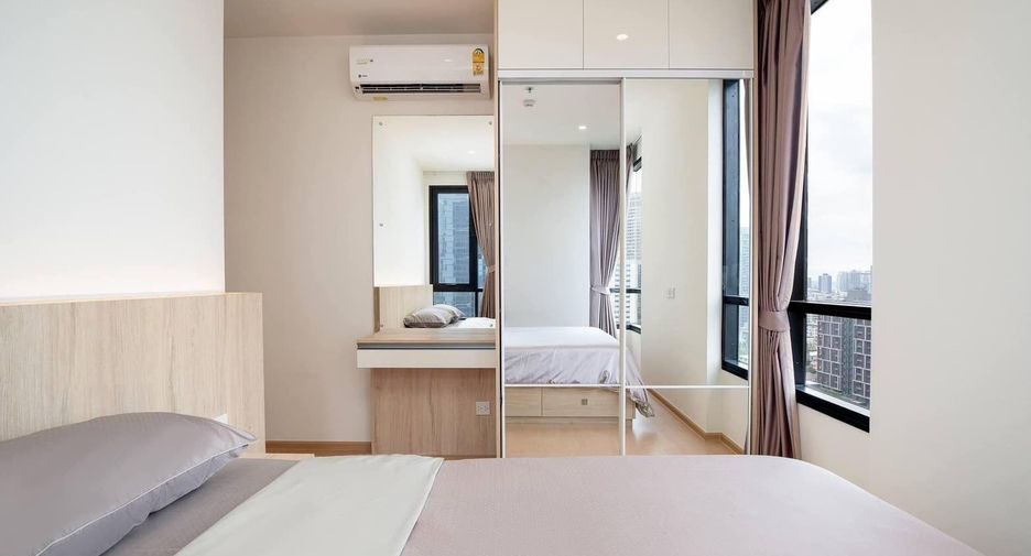 For sale 2 Beds condo in Watthana, Bangkok
