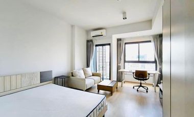 For rent studio condo in Huai Khwang, Bangkok