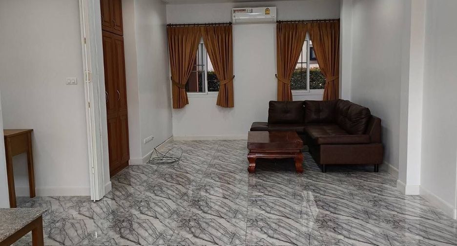 For rent 4 Beds house in Hang Dong, Chiang Mai