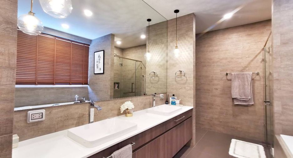 For sale 6 Beds villa in Cha Am, Phetchaburi