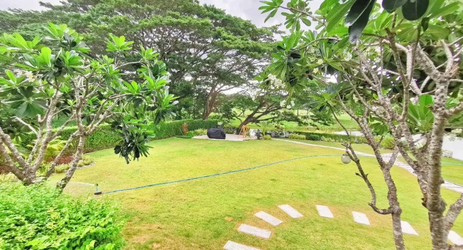 For sale 6 Beds villa in Cha Am, Phetchaburi