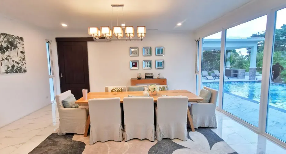 For sale 6 Beds villa in Cha Am, Phetchaburi