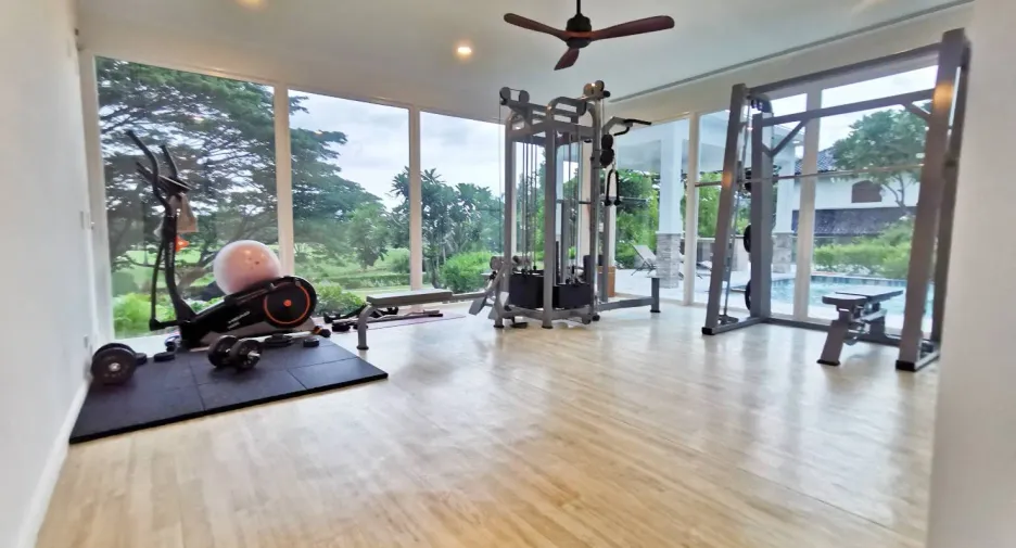 For sale 6 Beds villa in Cha Am, Phetchaburi