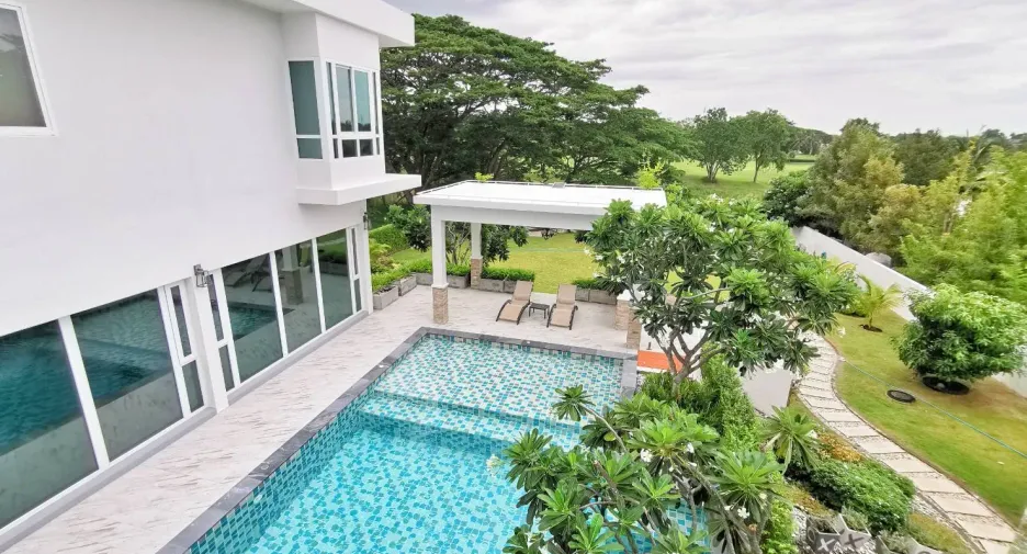 For sale 6 Beds villa in Cha Am, Phetchaburi