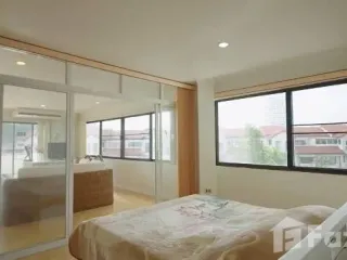 For sale 2 bed condo in Hua Hin, Prachuap Khiri Khan