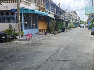 For sale 5 bed townhouse in Bang Bon, Bangkok
