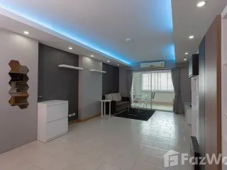 For rent 2 Beds condo in Bangkok Yai, Bangkok