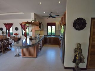 For rent 4 bed villa in Ko Samui, Surat Thani