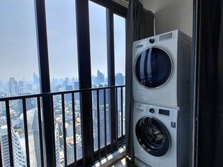 For sale 1 Beds condo in Khlong Toei, Bangkok