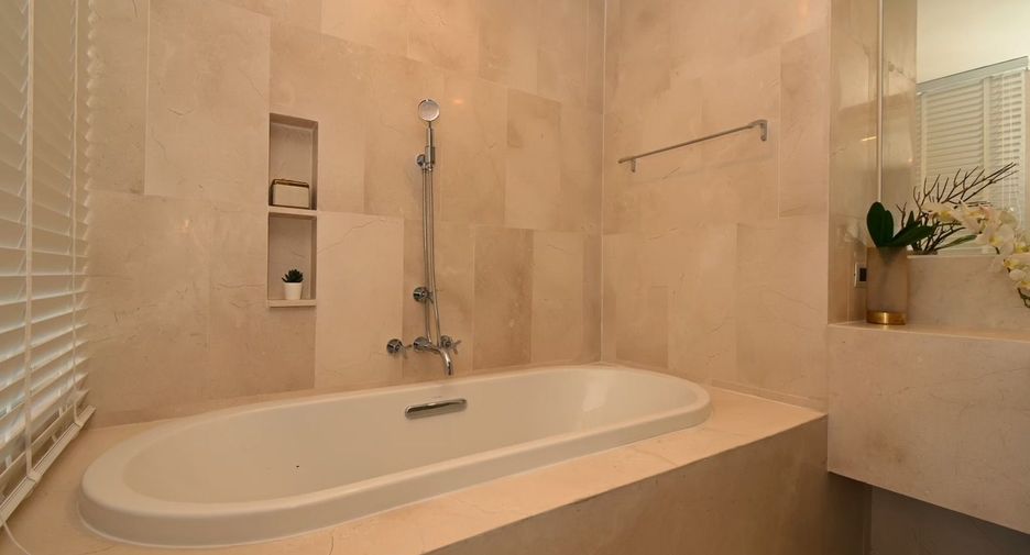 For rent 2 bed condo in Thalang, Phuket