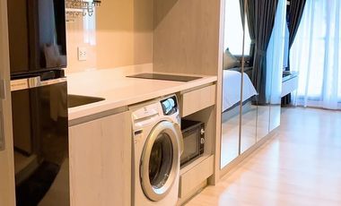 For rent studio condo in Pathum Wan, Bangkok