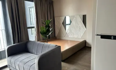 For sale 1 bed condo in Ratchathewi, Bangkok