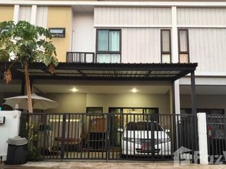For sale 4 Beds townhouse in Lat Lum Kaeo, Pathum Thani