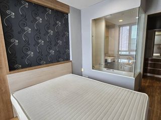 For sale 1 Beds condo in Huai Khwang, Bangkok