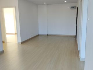For sale 2 Beds condo in Chom Thong, Bangkok