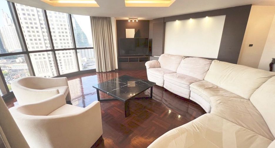 For rent 4 Beds condo in Khlong Toei, Bangkok