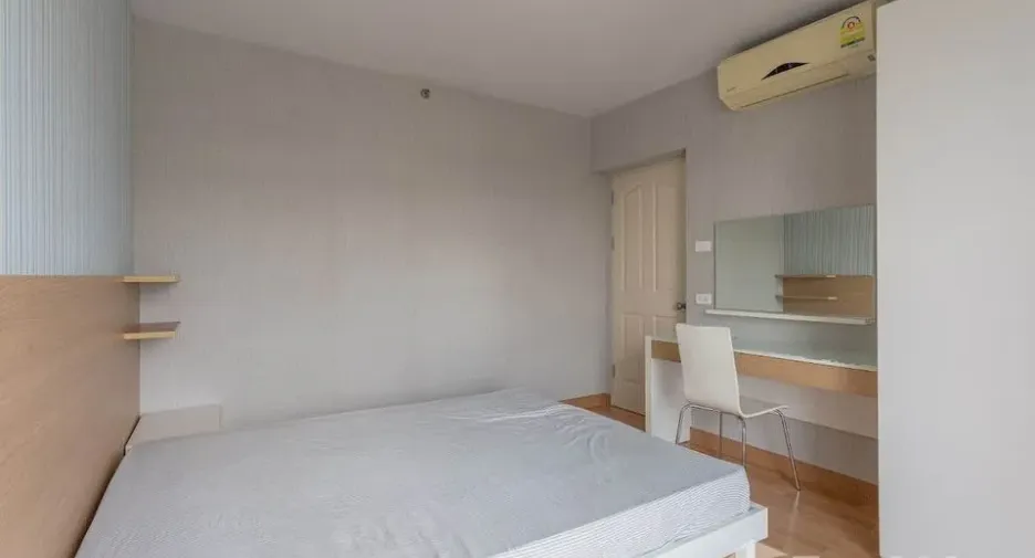 For sale 2 Beds condo in Bangkok Yai, Bangkok