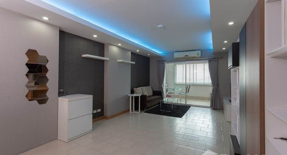 For sale 2 Beds condo in Bangkok Yai, Bangkok