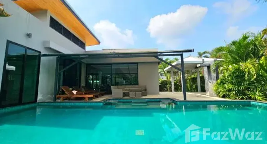 For sale 3 Beds villa in Mueang Phuket, Phuket