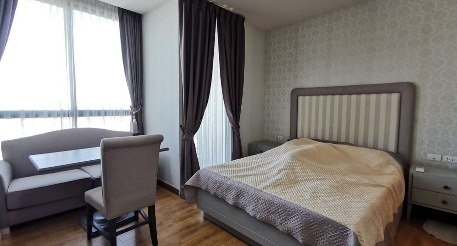 For rent 1 bed condo in Phaya Thai, Bangkok