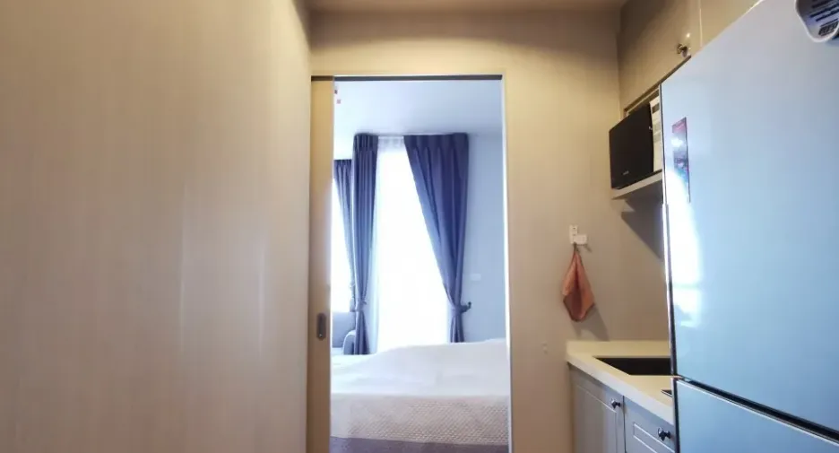 For rent 1 bed condo in Phaya Thai, Bangkok