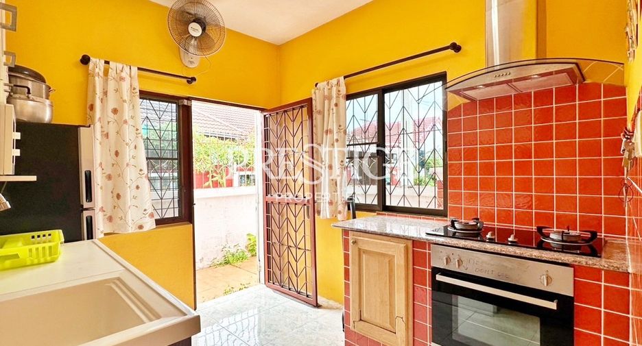 Haus zum Kauf mit 3 Zimmer in Bang Lamung, Chonburi