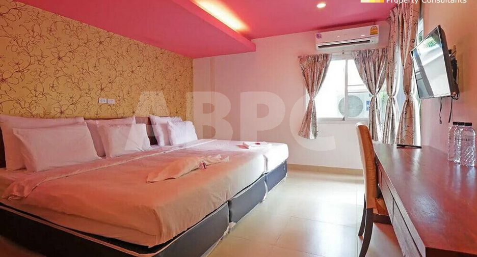 For rent and for sale 7 bedrooms house in Bang Lamung, Chonburi