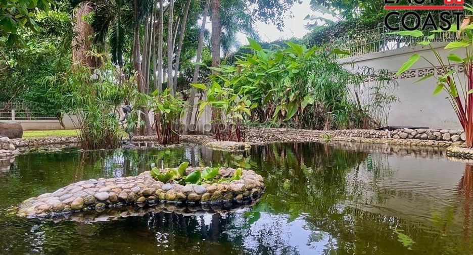 For sale 6 bed house in Bang Lamung, Chonburi