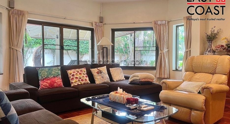 For sale 6 bed house in Bang Lamung, Chonburi