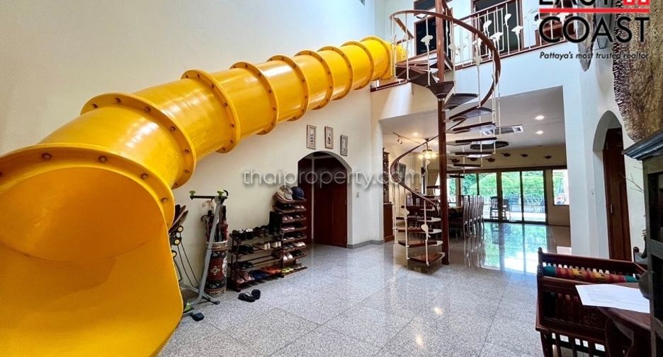 For sale 6 bed house in Bang Lamung, Chonburi