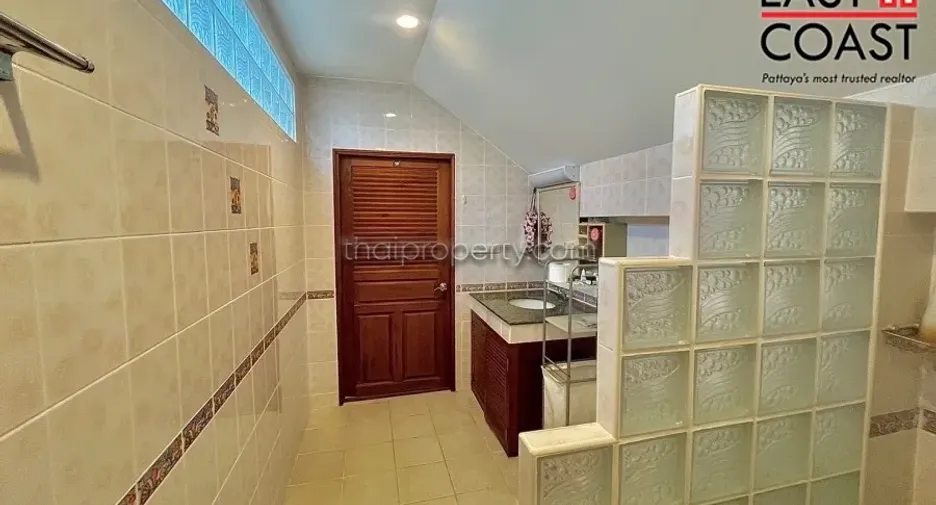 À vendre 6 chambres maison à Bang Lamung, Chonburi