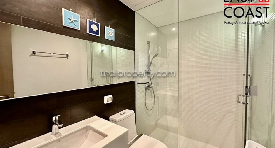 For sale 3 ベッドルーム condo in Bang Lamung, Chonburi