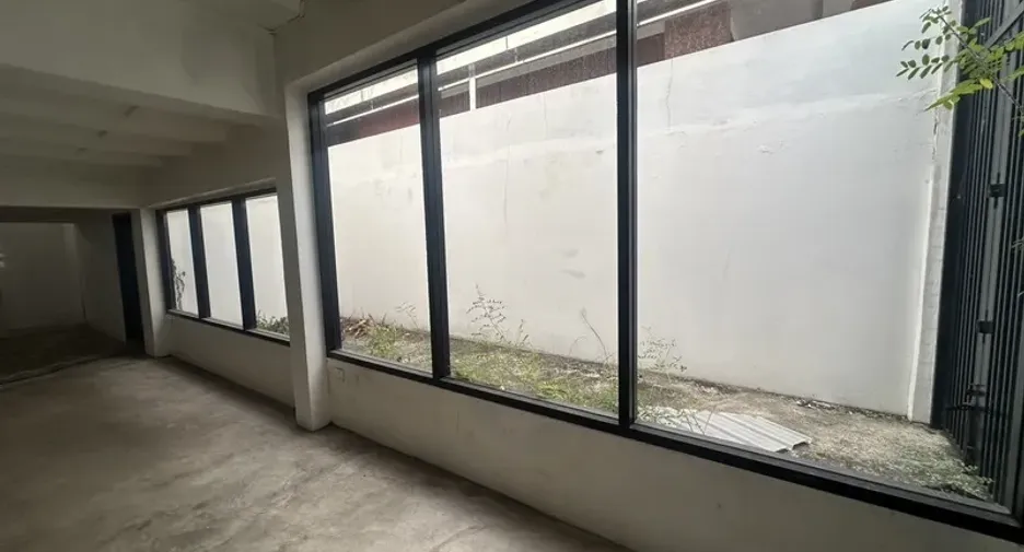 For rent and for sale office in Bang Na, Bangkok