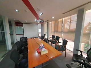 For rent 1 bed office in Yan Nawa, Bangkok