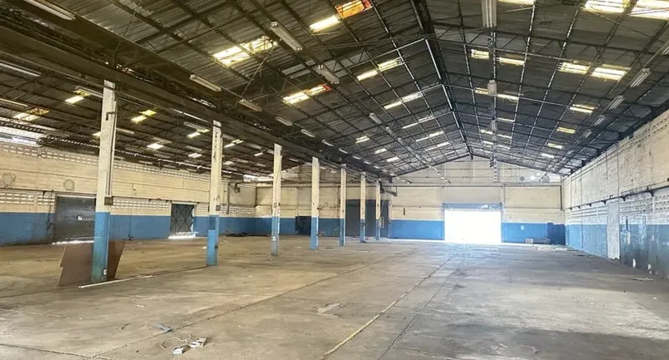 À vendre entrepôt à Khlong Luang, Pathum Thani