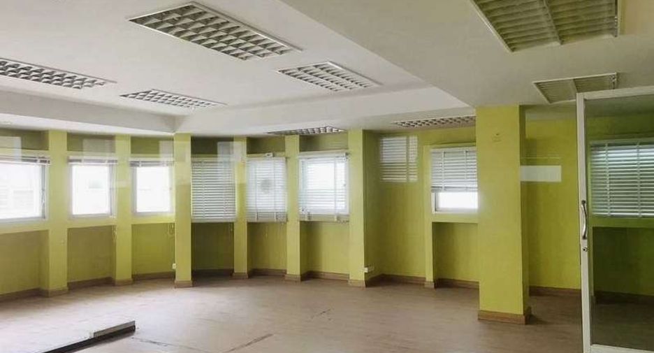 For sale 1 bed office in Huai Khwang, Bangkok