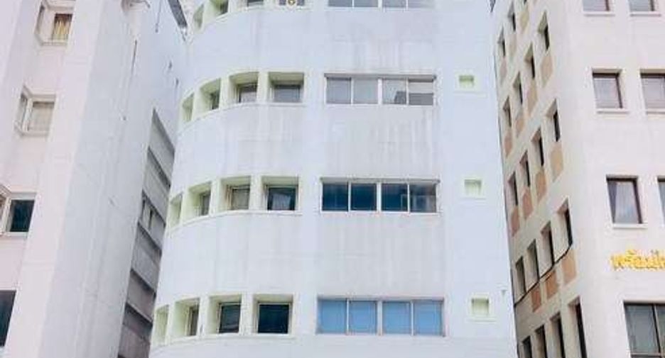 For sale 1 bed office in Huai Khwang, Bangkok