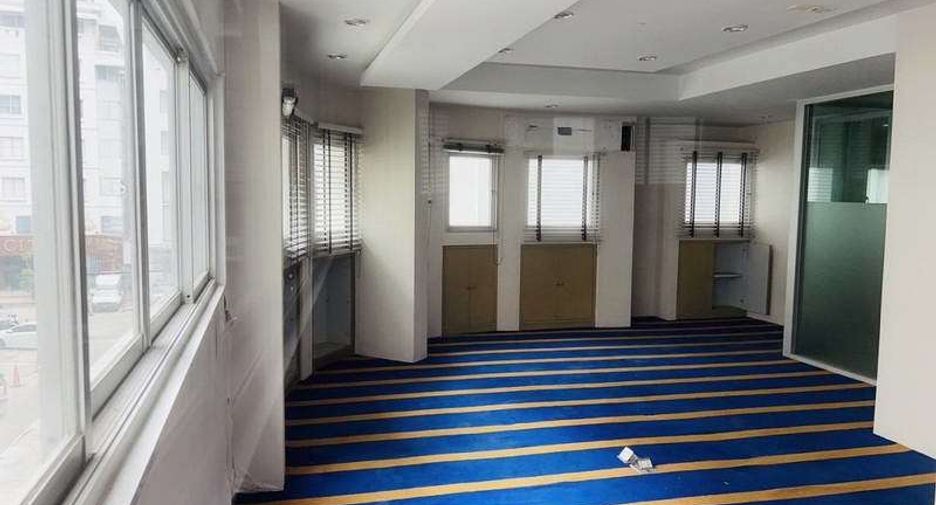 For sale 1 bed office in Huai Khwang, Bangkok