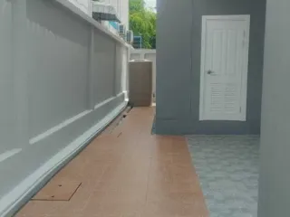 For sale 4 ベッドルーム house in Phra Khanong, Bangkok