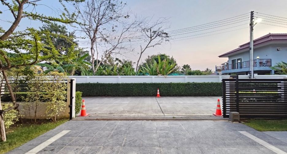 À vendre 4 chambres maison à Bang Lamung, Chonburi