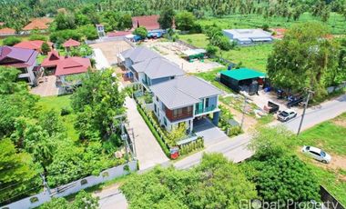 À vendre 4 chambres maison à Bang Lamung, Chonburi