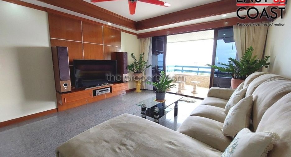 For sale 2 bedrooms condo in Jomtien, Pattaya