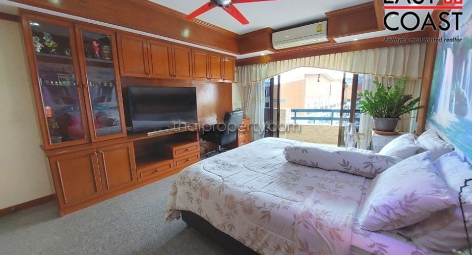 For sale 2 bedrooms condo in Jomtien, Pattaya