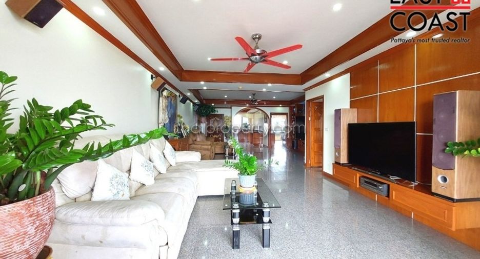 For sale 2 bedrooms condo in Jomtien, Pattaya