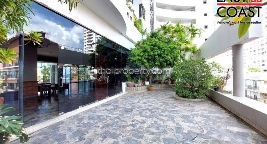 For sale 2 bedrooms condo in Jomtien, Pattaya