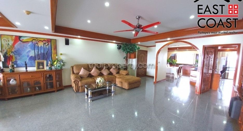 For sale 2 bedrooms condo in Jomtien, Pattaya