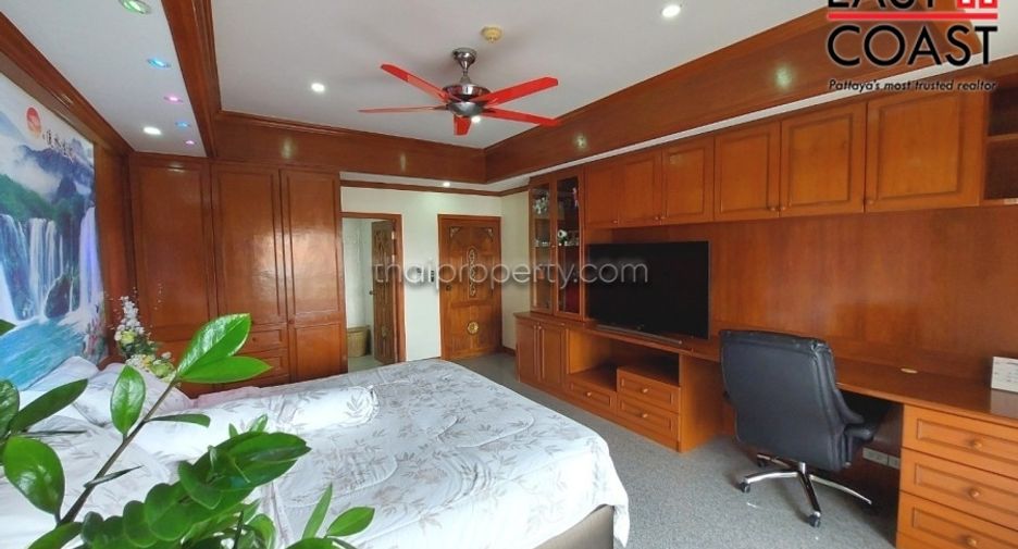 For sale 2 bedrooms condo in Jomtien, Pattaya