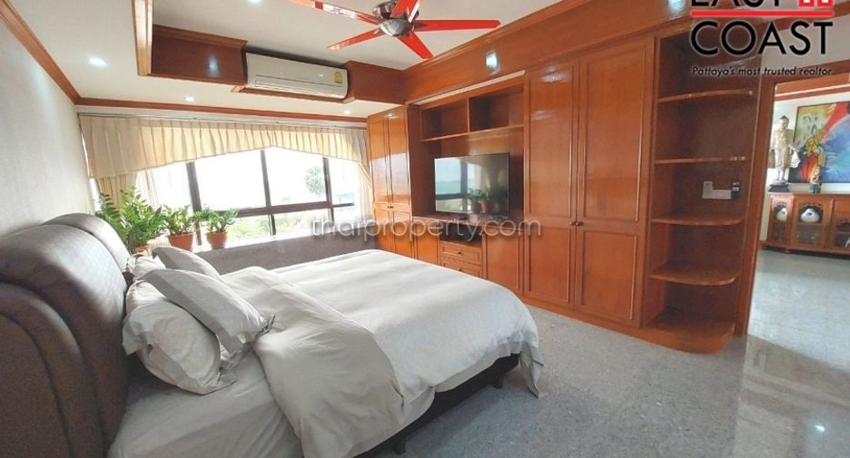 For sale 2 bedrooms condo in Jomtien, Pattaya