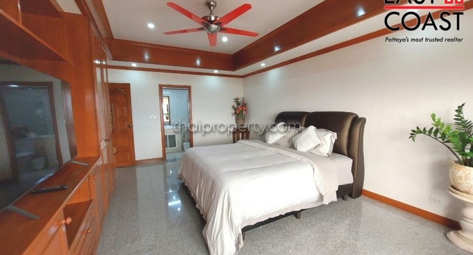 For sale 2 bedrooms condo in Jomtien, Pattaya